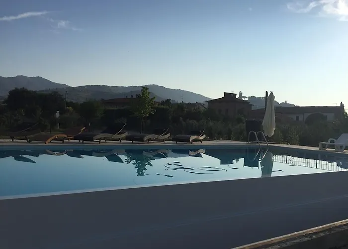 Casa Dei Girasoli بيت للعطل